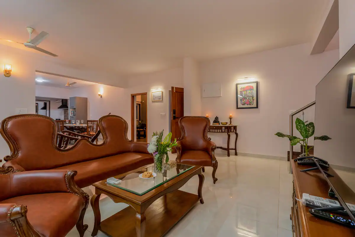 Casa de Paz - Common Area